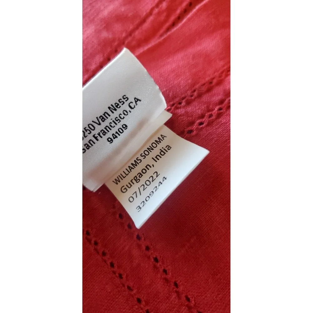 Williams Sonoma 100% Linen Table Runner Rectangle‎ 16 X 104 Red